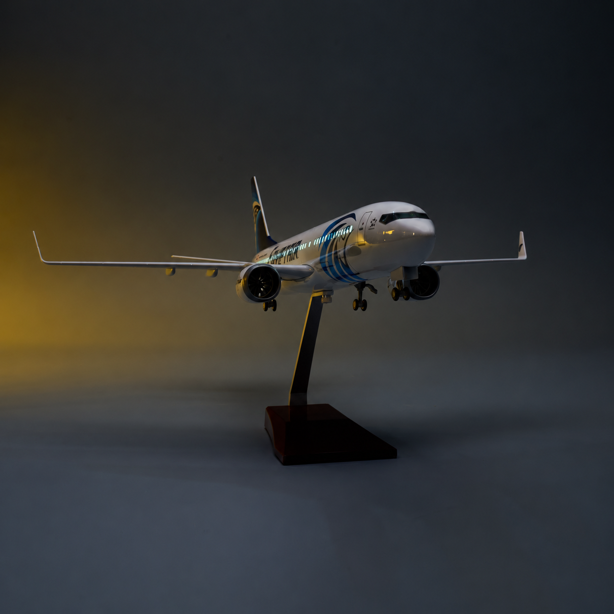 EgyptAir Boeing 737-800 1:85 LED Model | 47cm Aircraft