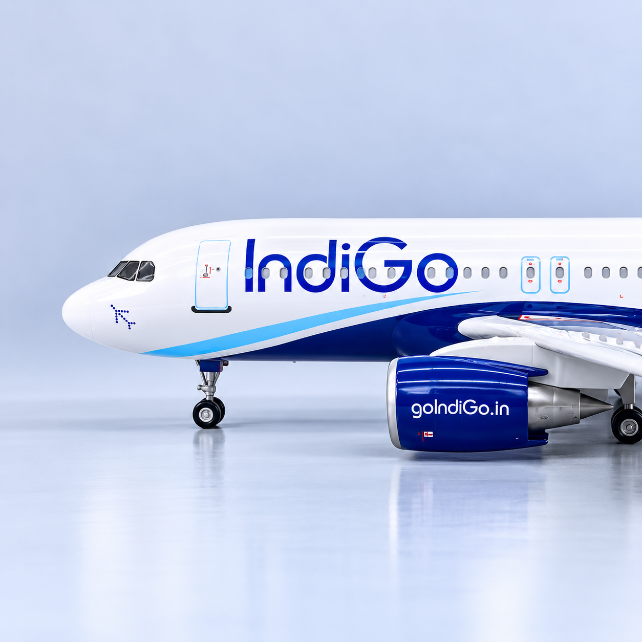IndiGo Airbus A320neo / A321neo 1:80 Scale LED Aircraft Model