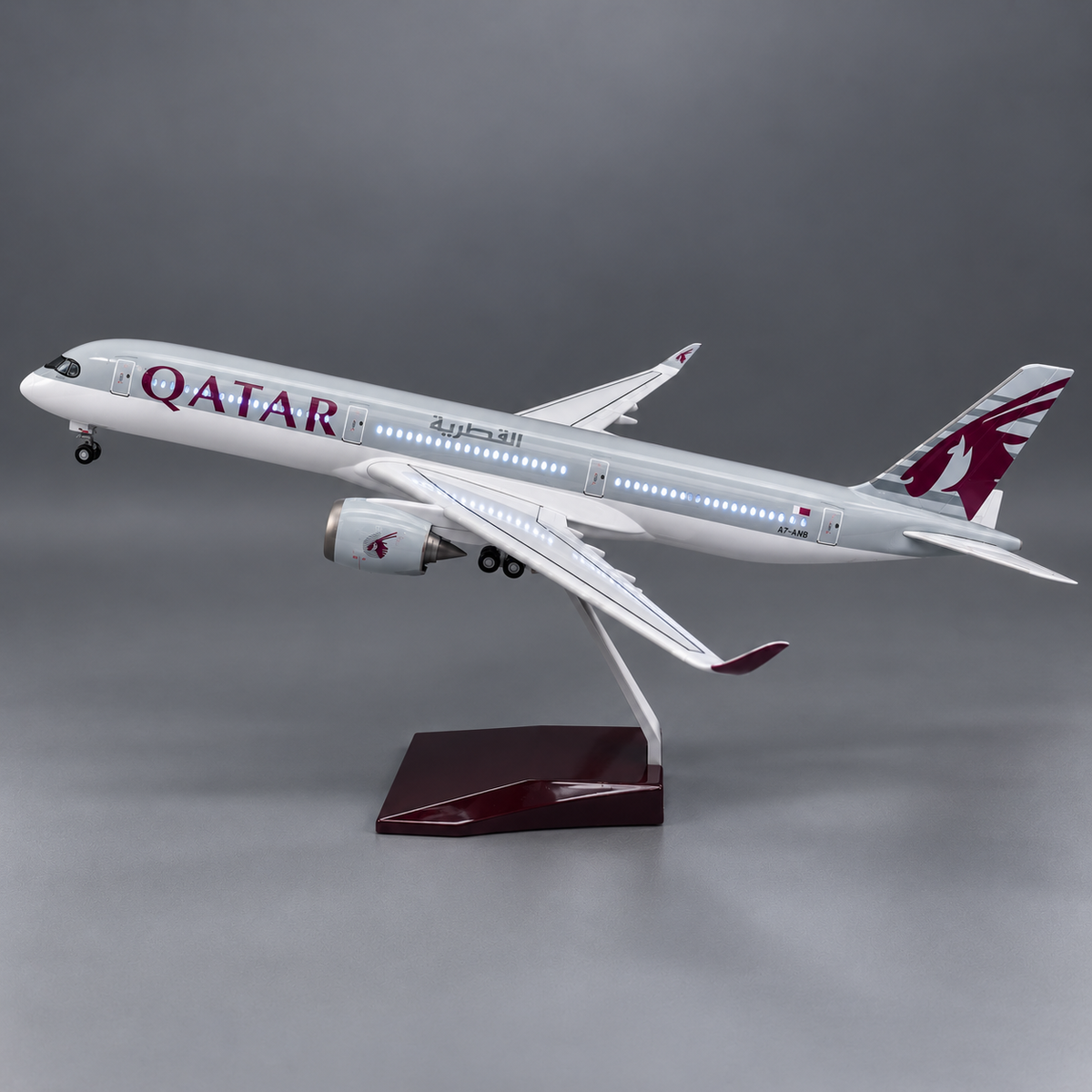 Qatar Airways Airbus A350-900 1:157 Scale LED Aircraft Model