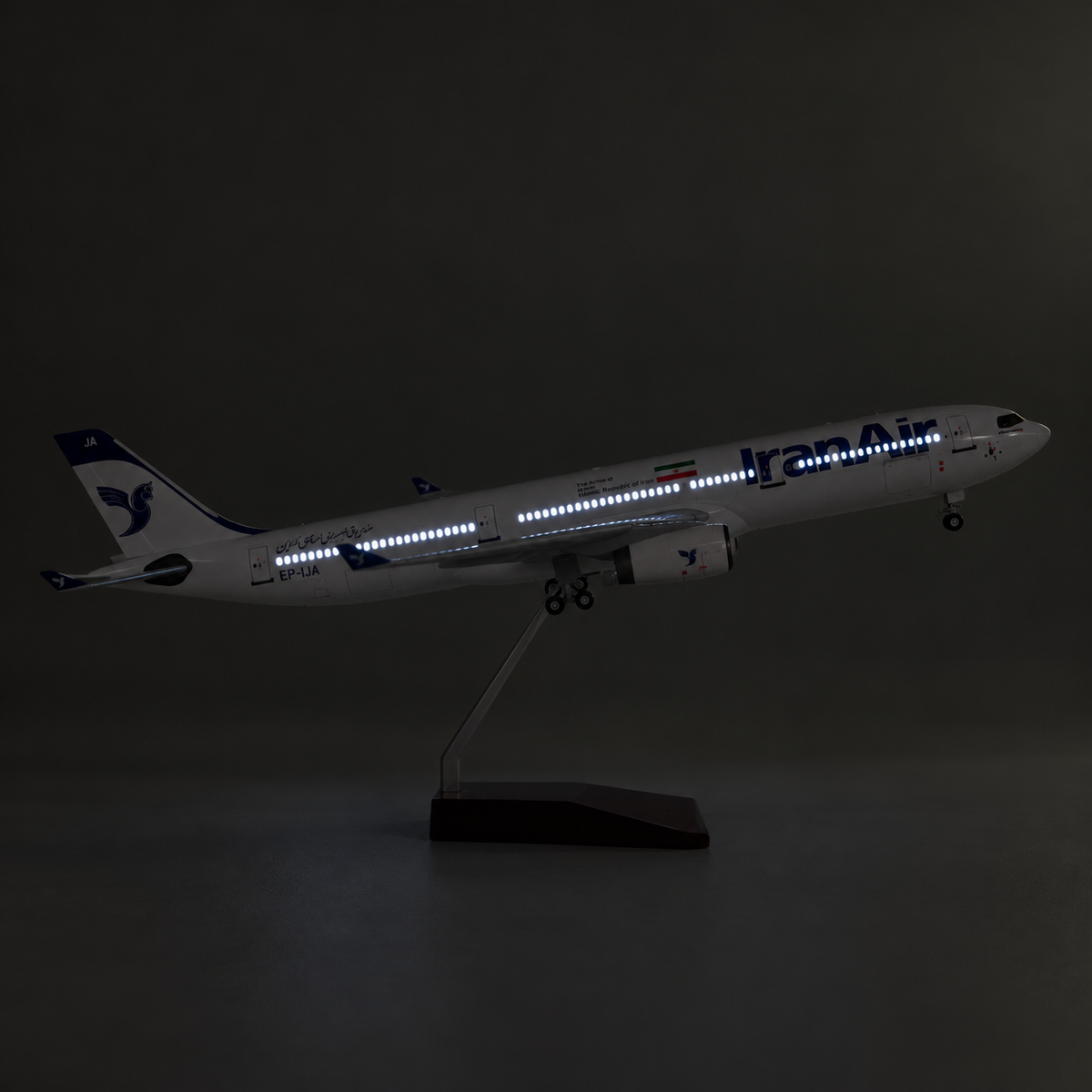 Iran Air Airbus A330 1:135 LED Aircraft Model | SkyCraft Models