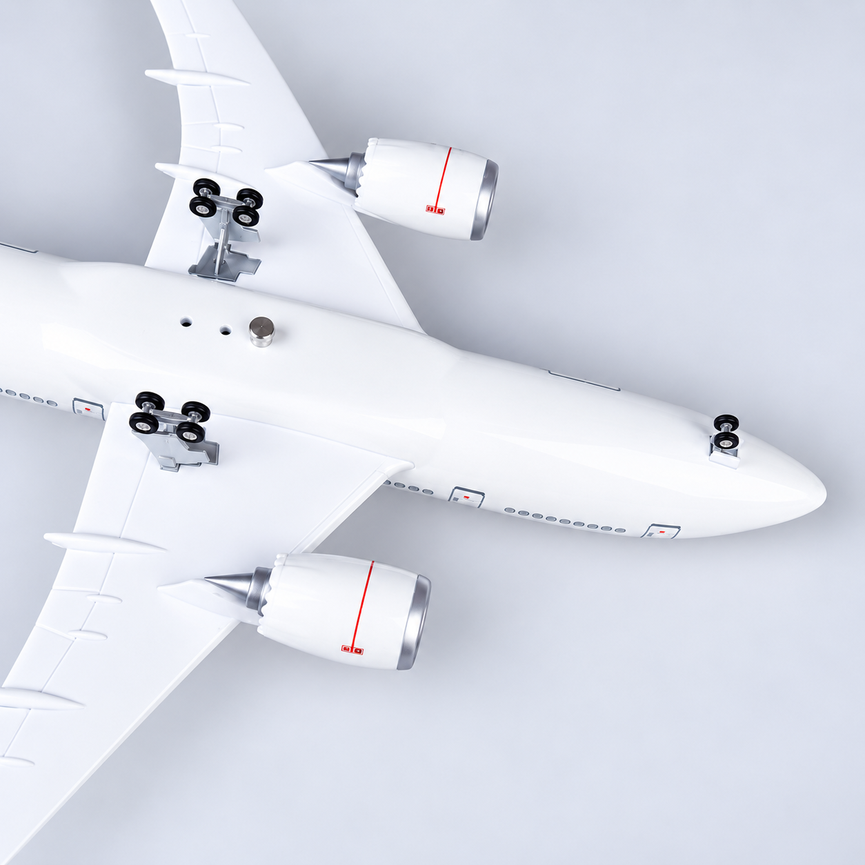 Japan Airlines Boeing 787 1:130 Scale LED Aircraft Model