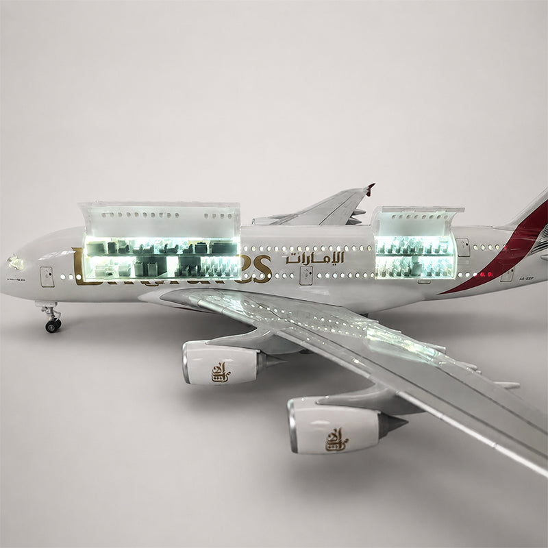 Airbus A380 Emirates 1:160 – 47 cm / 18.5 in – Opening Interior