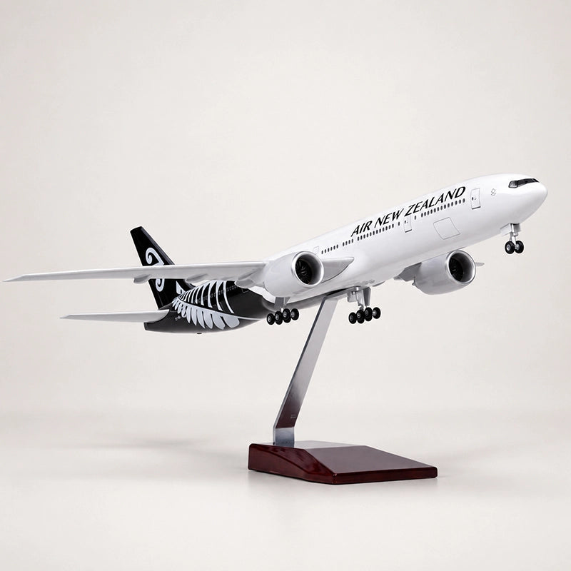 Air New Zealand Boeing 777 Airplane Model Scale 1/157 – 47 cm / 18.5 in | LED Cabin Lights