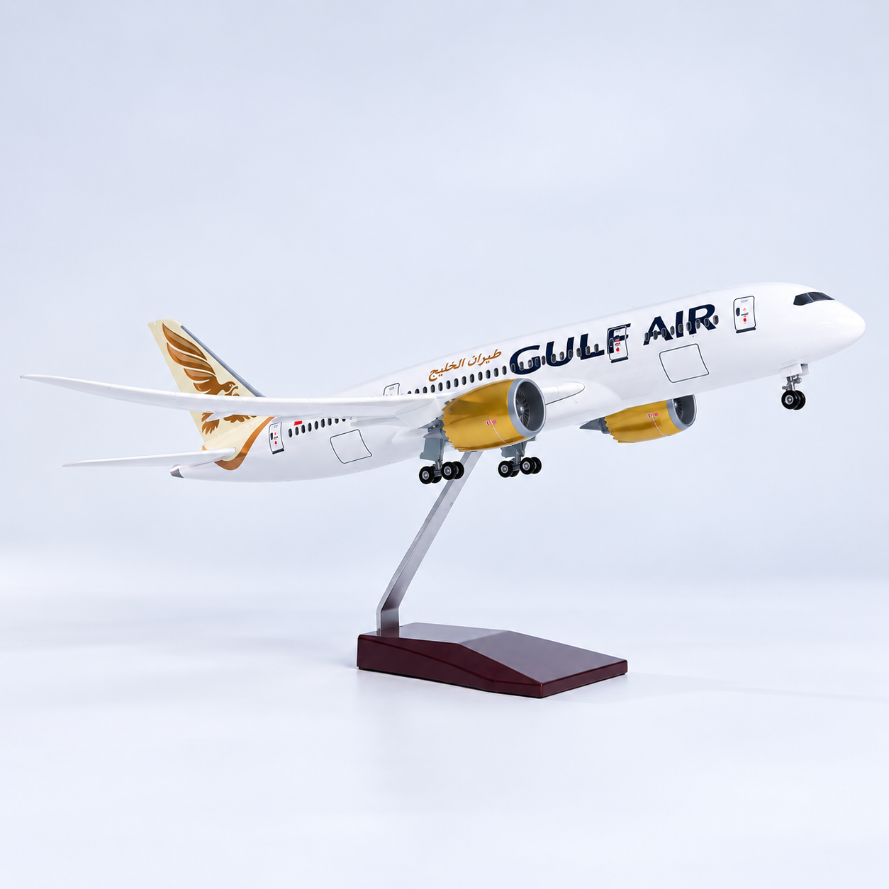 Gulf Air Boeing 787-9 Dreamliner 1:130 Scale LED Aircraft Model