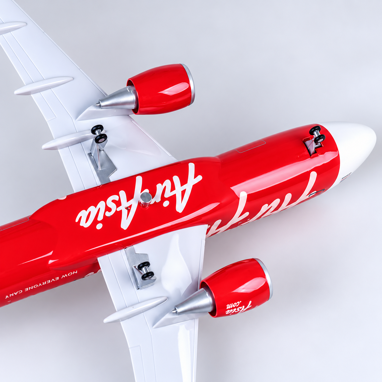 AirAsia Airbus A320neo 1:80 Scale LED Aircraft Model