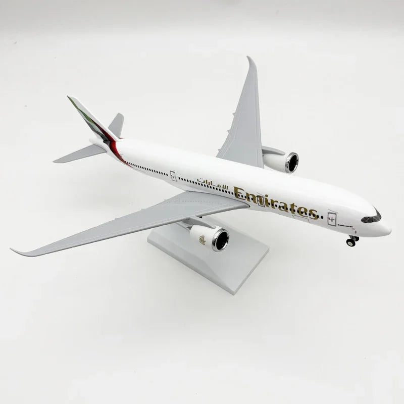 Emirates Airbus A350 – 30 cm / 11.8 in – Solid Resin Desktop Display Model