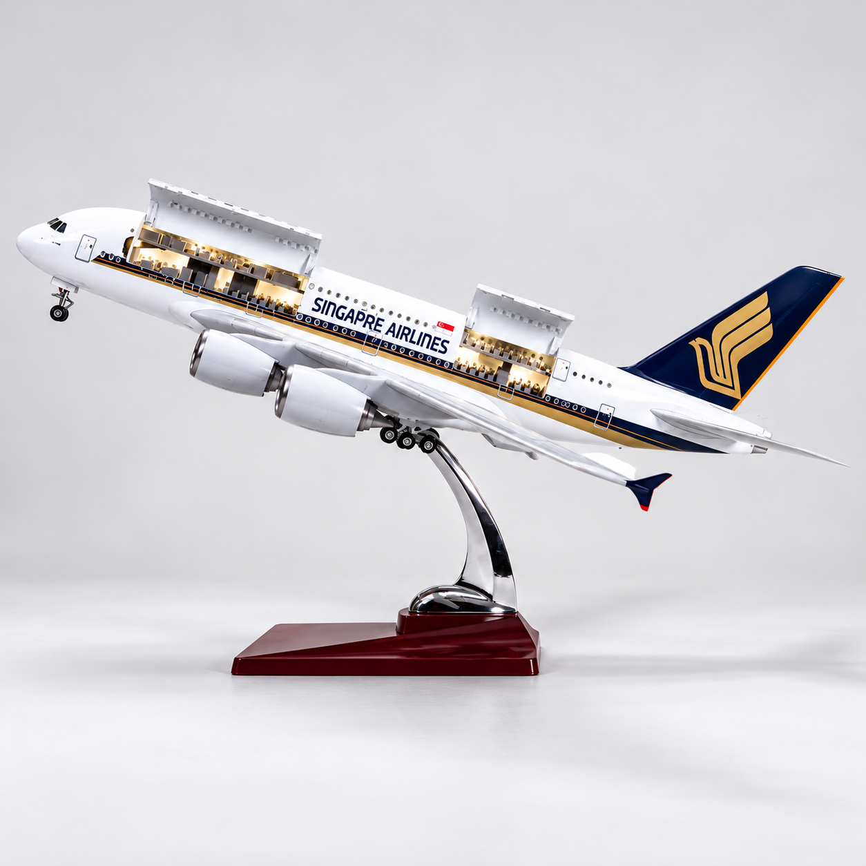 Singapore Airlines Airbus A380 1:160 Scale Airplane Model – 47 cm / 18.5 in