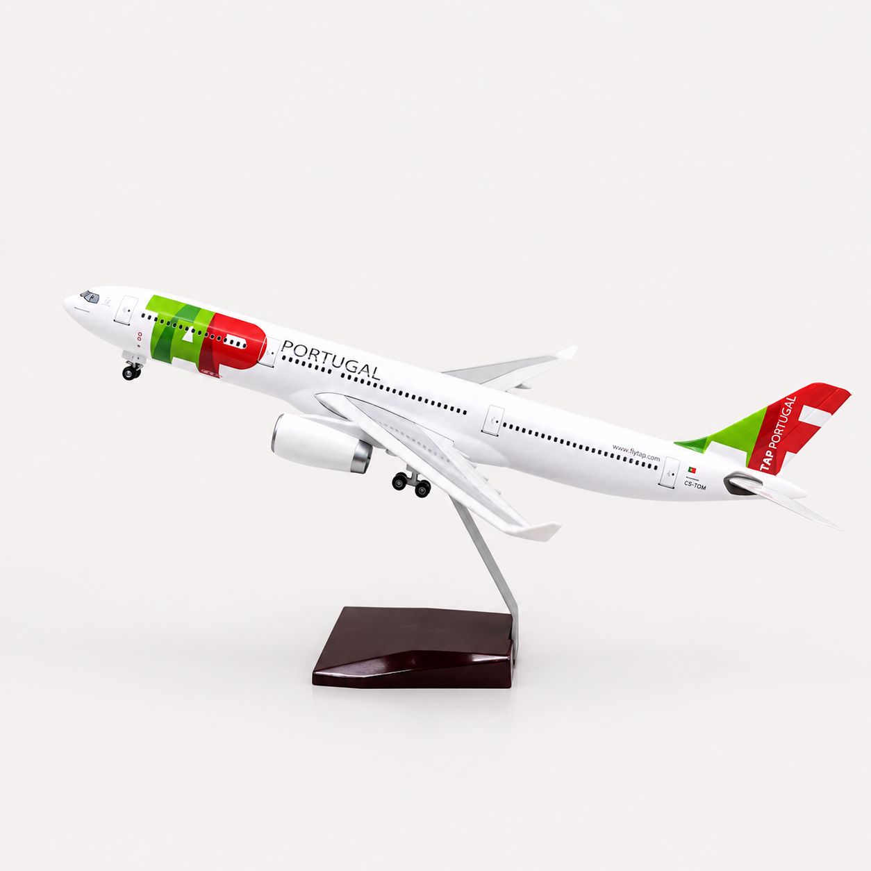 TAP Air Portugal Airbus A330 Model