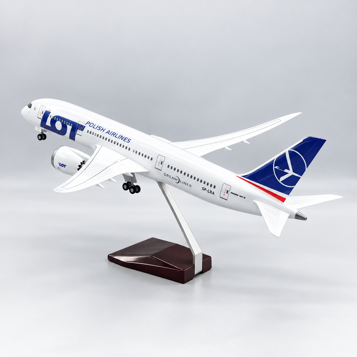 LOT Polish Airlines Boeing 787 Dreamliner