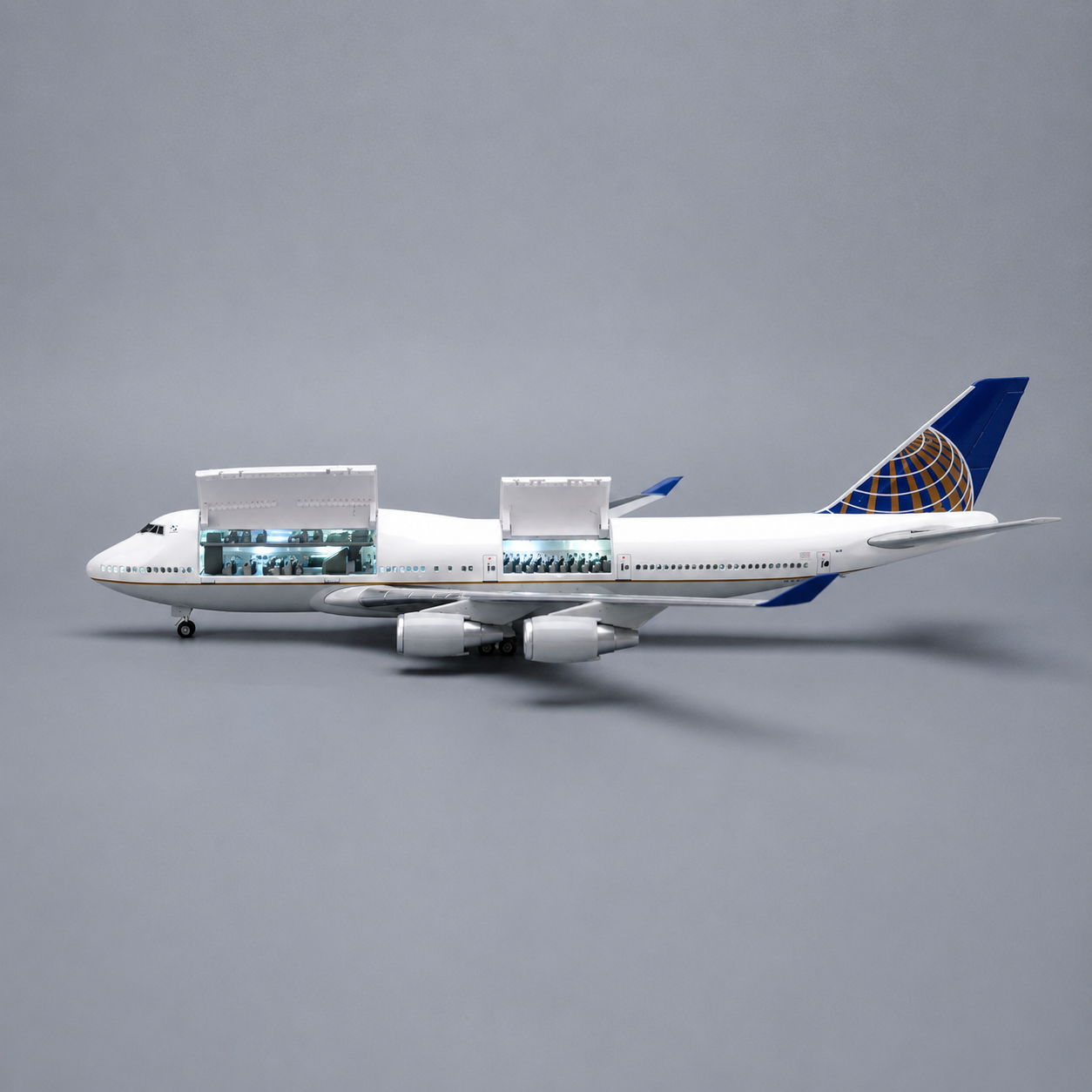 United Airlines Boeing 747 Aircraft Model