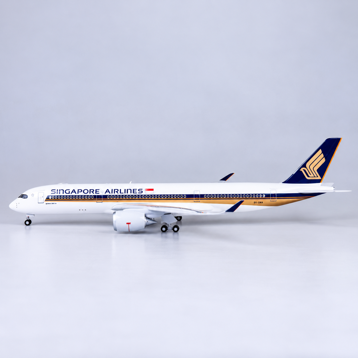 Singapore Airlines A350 1:142 LED Aircraft Model | SkyCraft Models