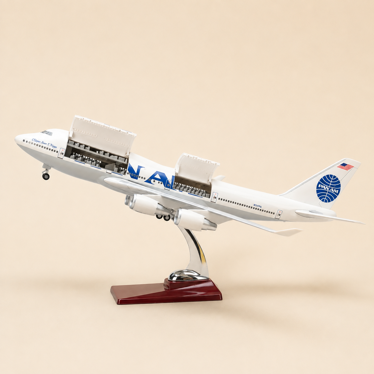 Pan Am Boeing 747 LED Airplane Model 1:150 | Resin Aircraft with