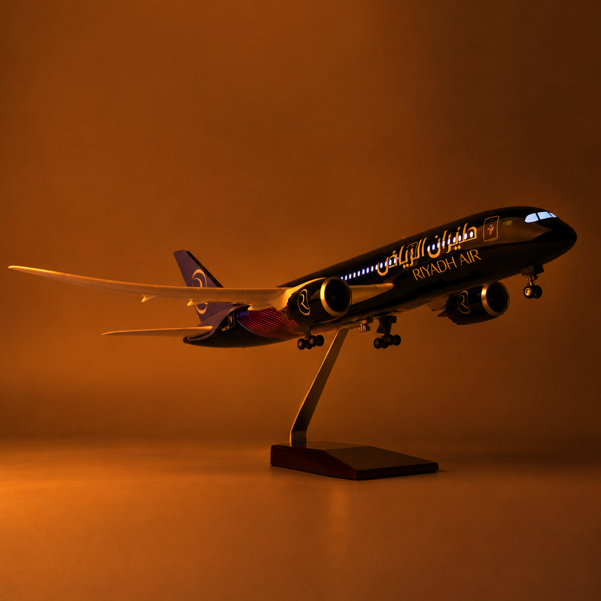 Riyadh Air Boeing 787-9 Dreamliner 1:130 Scale Aircraft Model 