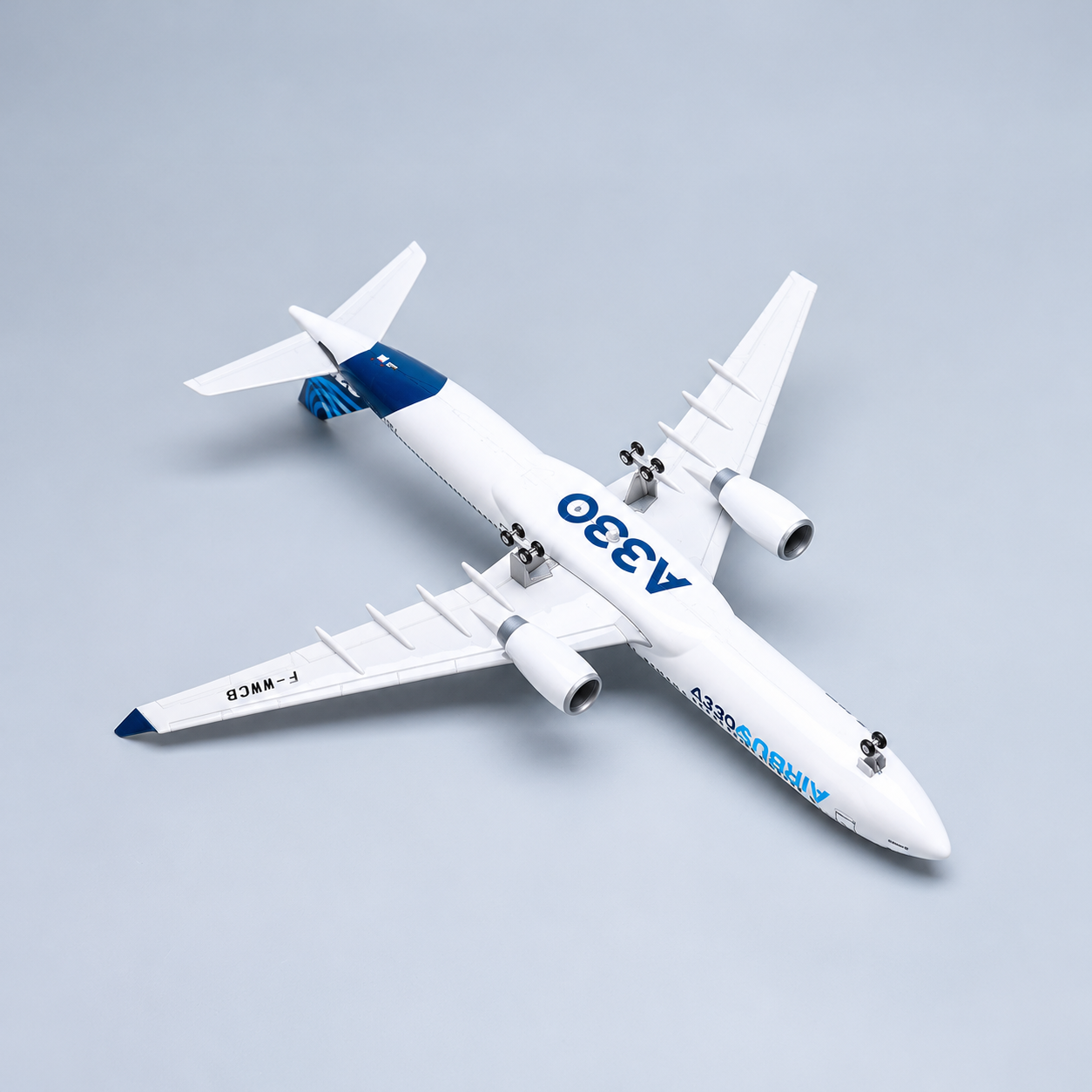 Airbus A330 1:135 Scale Aircraft Model 47cm | SkyCraft Models