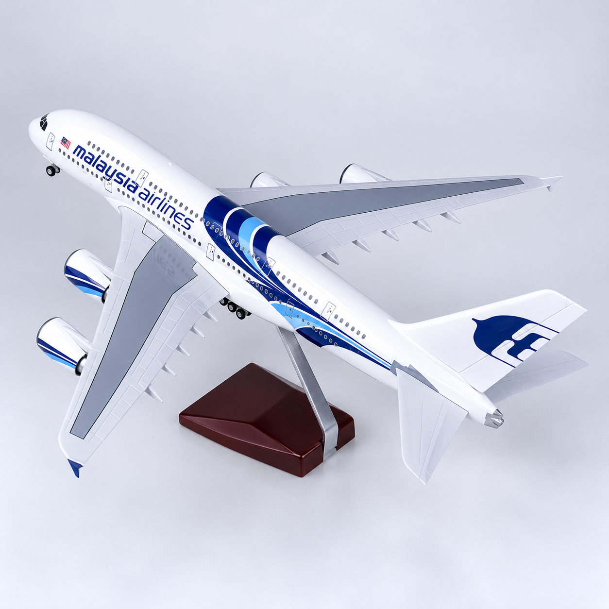グ*ス様 Malaysia Airlines Airbus A380-800 1 Malaysia Airlines Airbus A380-800 1:160 Scale LED Aircraft Model