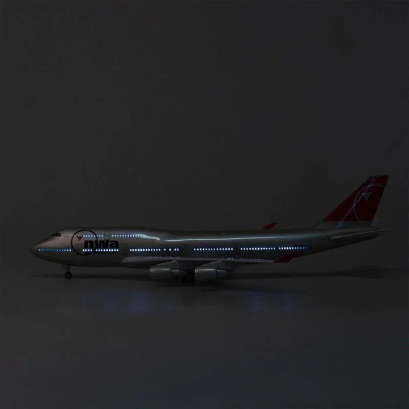 B747 Northwest - Scale 1/150 - 47cm - 18.5 in - Airplane Model