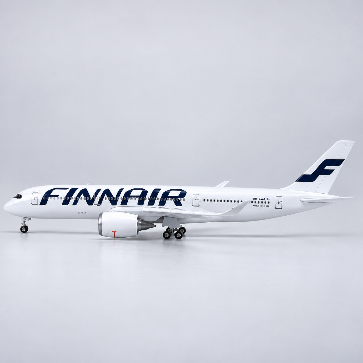 Finnair Airbus A350 1:142 Scale Model