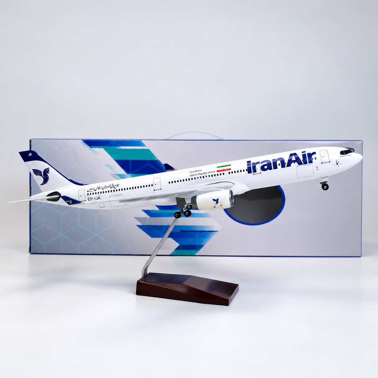Iran Air Airbus A330 1:135 LED Aircraft Model | SkyCraft Models