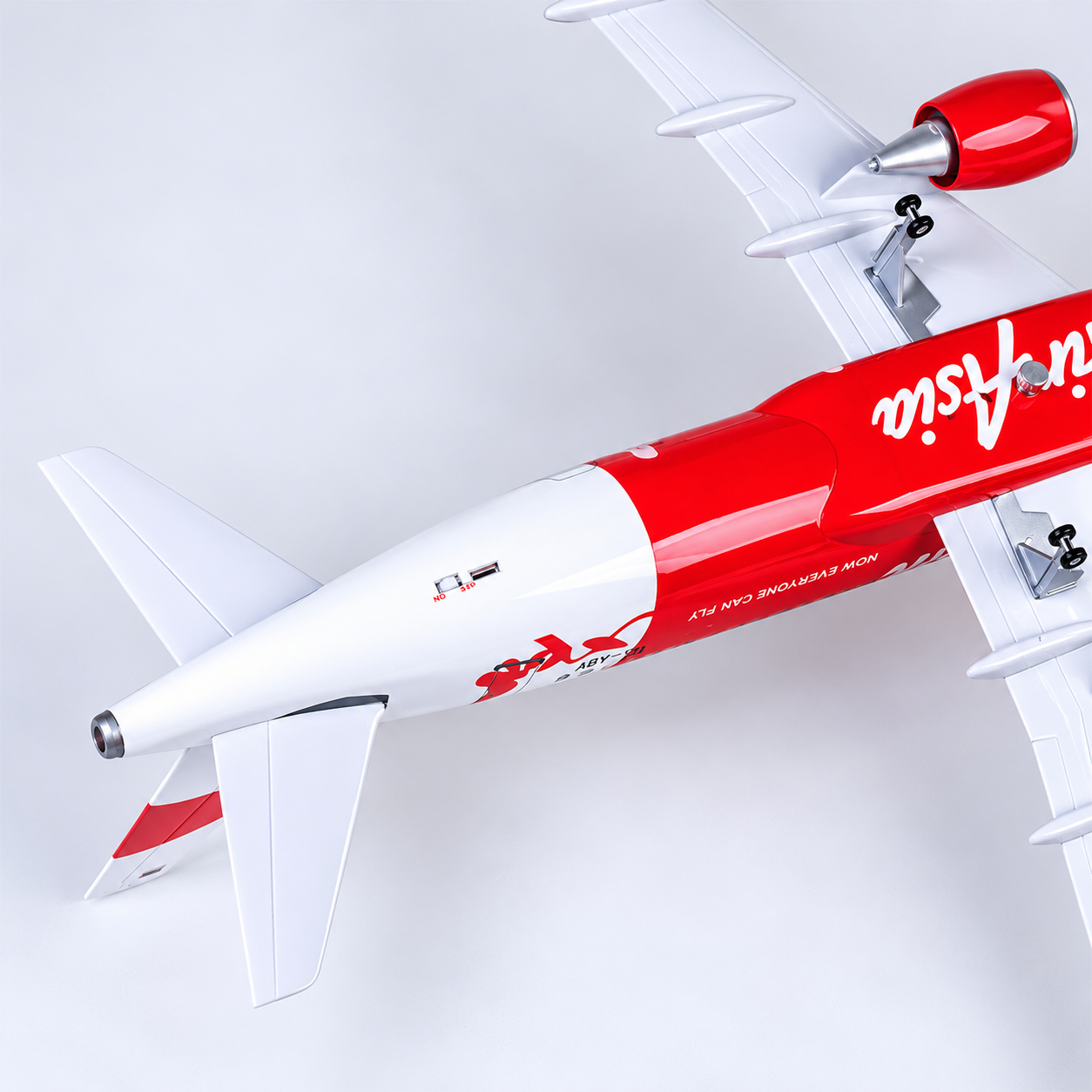 AirAsia Airbus A320neo 1:80 Scale LED Aircraft Model