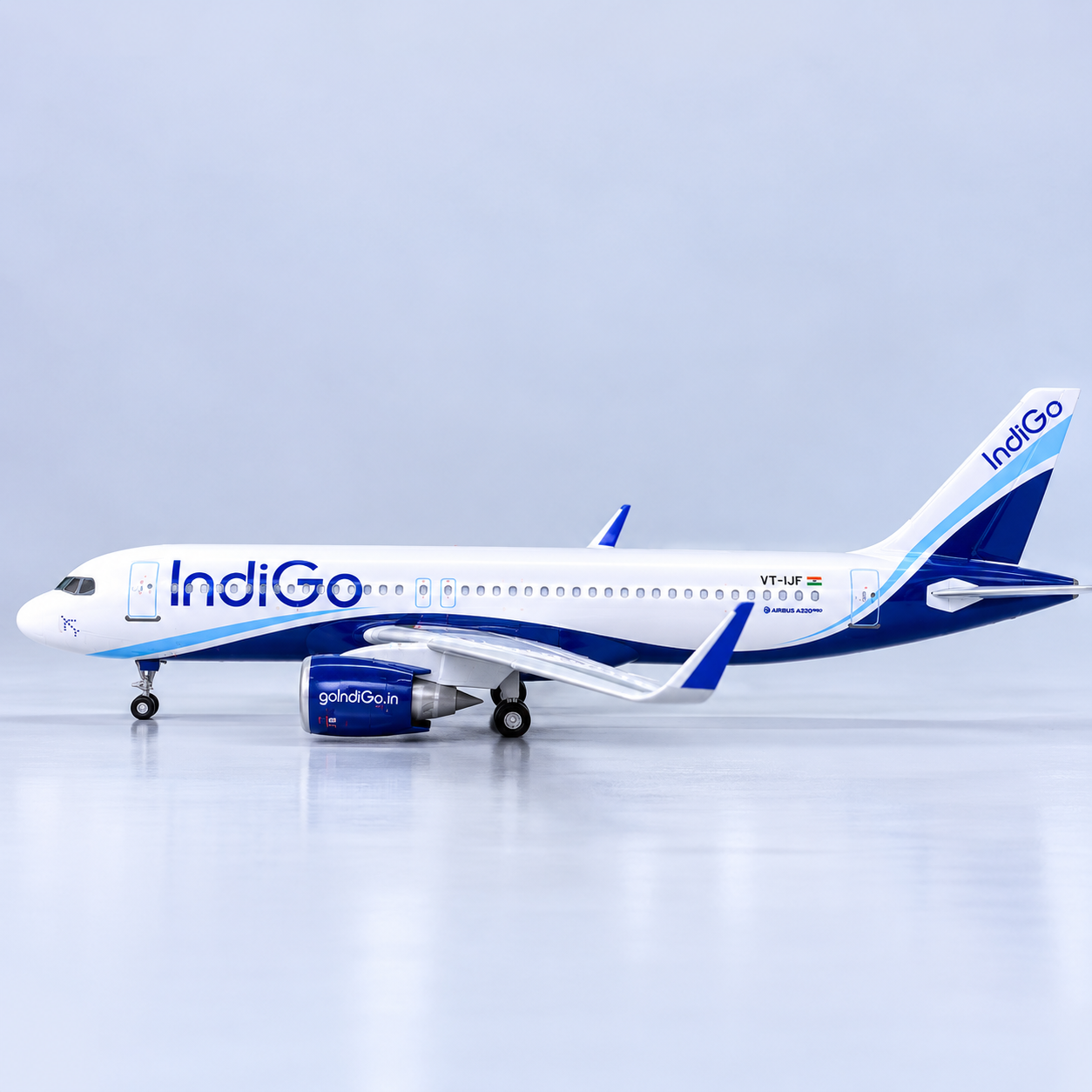 IndiGo Airbus A320neo / A321neo 1:80 Scale LED Aircraft Model