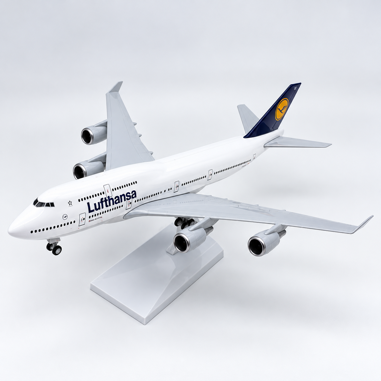 Lufthansa Boeing 747-4 1:250 Scale Resin Aircraft Model – 30 cm / 11.8 in