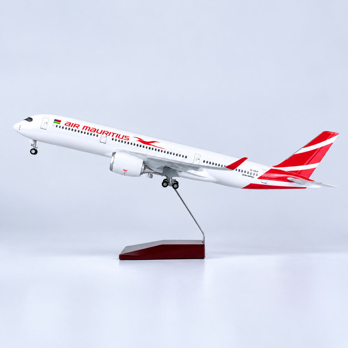 Air Mauritius Airbus A350-900 1:142 Scale LED Aircraft Model
