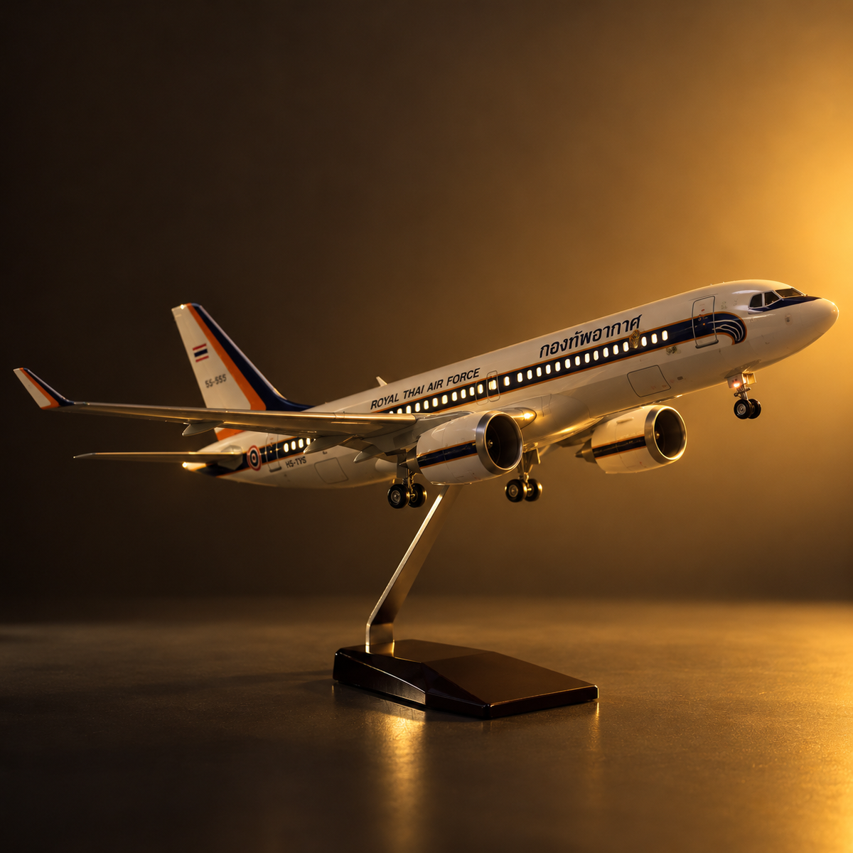 Royal Thai Air Force Boeing 737 1:85 Scale Resin Aircraft Model