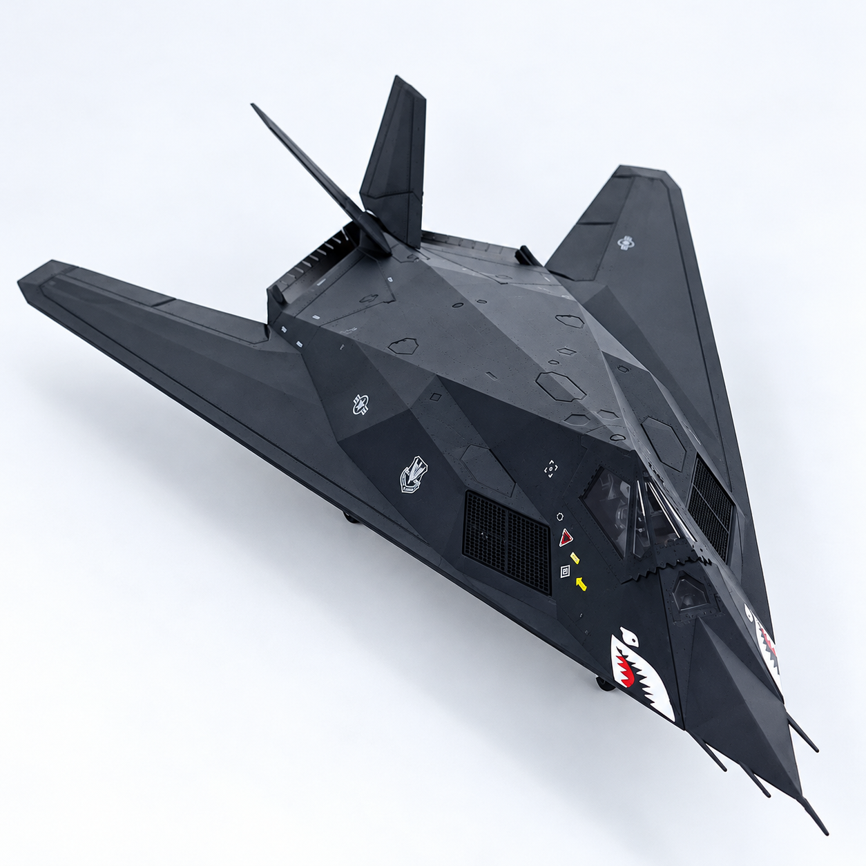 US Air Force F-117 Nighthawk Stealth Aircraft 1:72 Scale Diecast Alloy & ABS Display Model