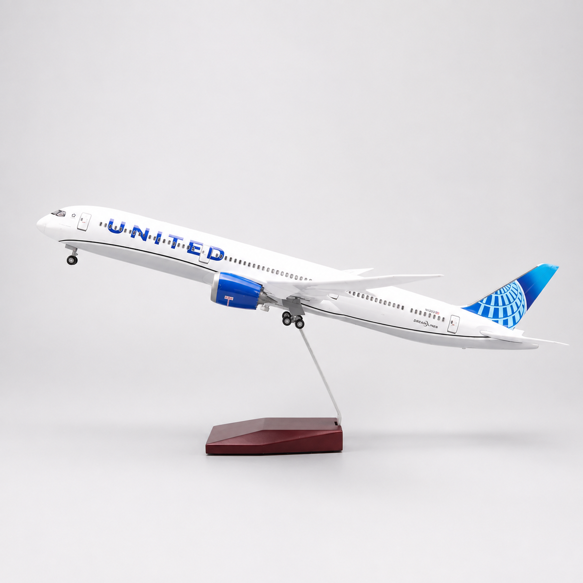 United Airlines Boeing 787 Dreamliner 
