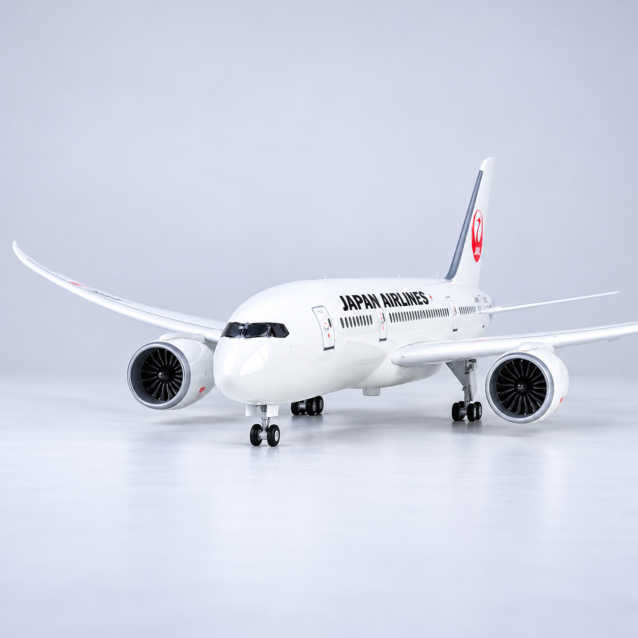 Japan Airlines Boeing 787 1:130 Scale LED Aircraft Model