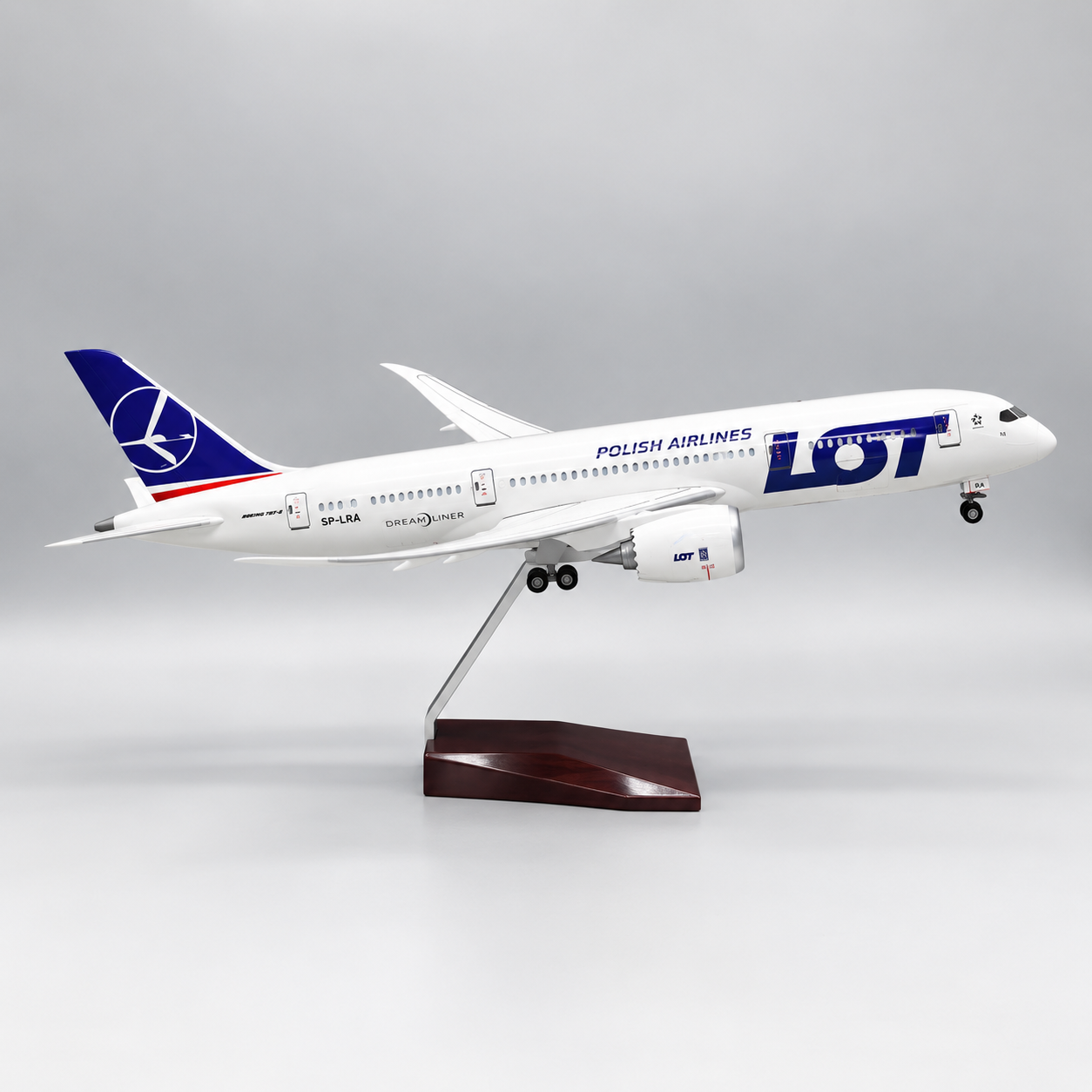 LOT Polish Airlines Boeing 787 Dreamliner
