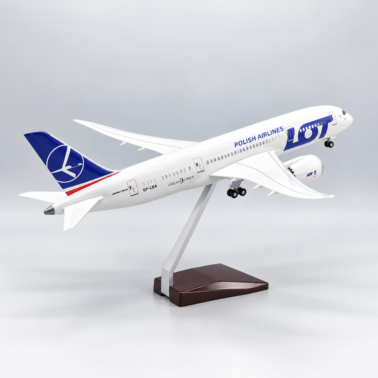 LOT Polish Airlines Boeing 787 Dreamliner