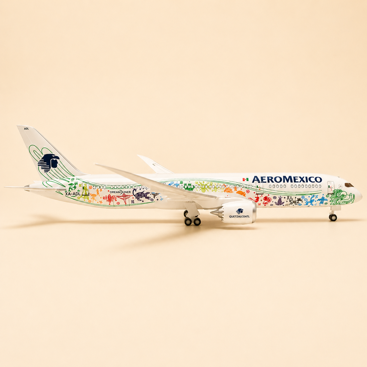 AEROMÉXICO "QUETZALCÓATL" Boeing 787-9 Dreamliner  Legend of the Feathered Serpent | 1:130 Scale | 43 cm (16.9 in)