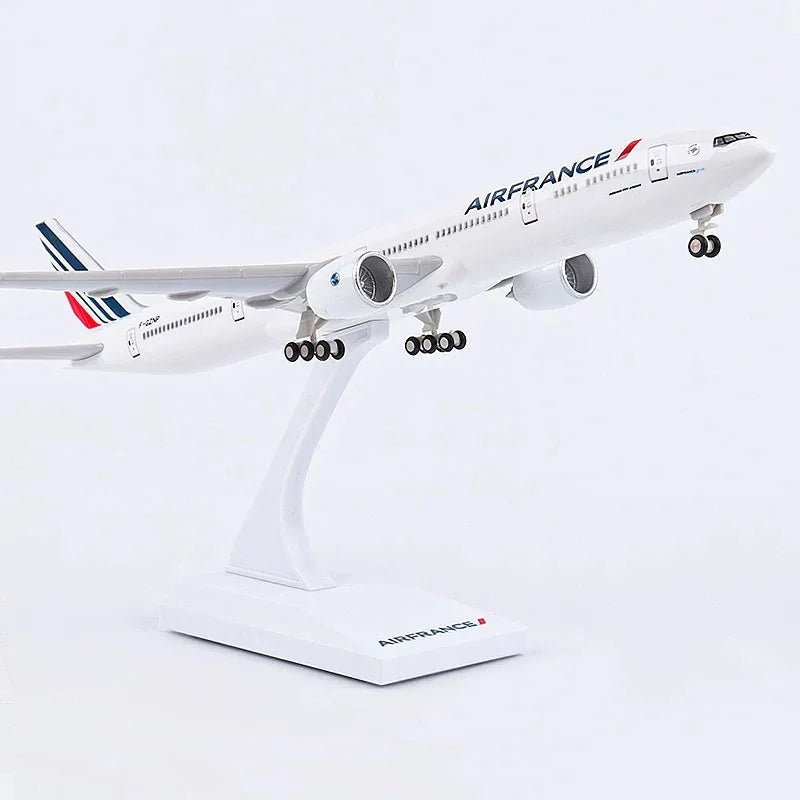 B777 Air France - 30cm - 11.8in - LED & Sound - Airplane Model