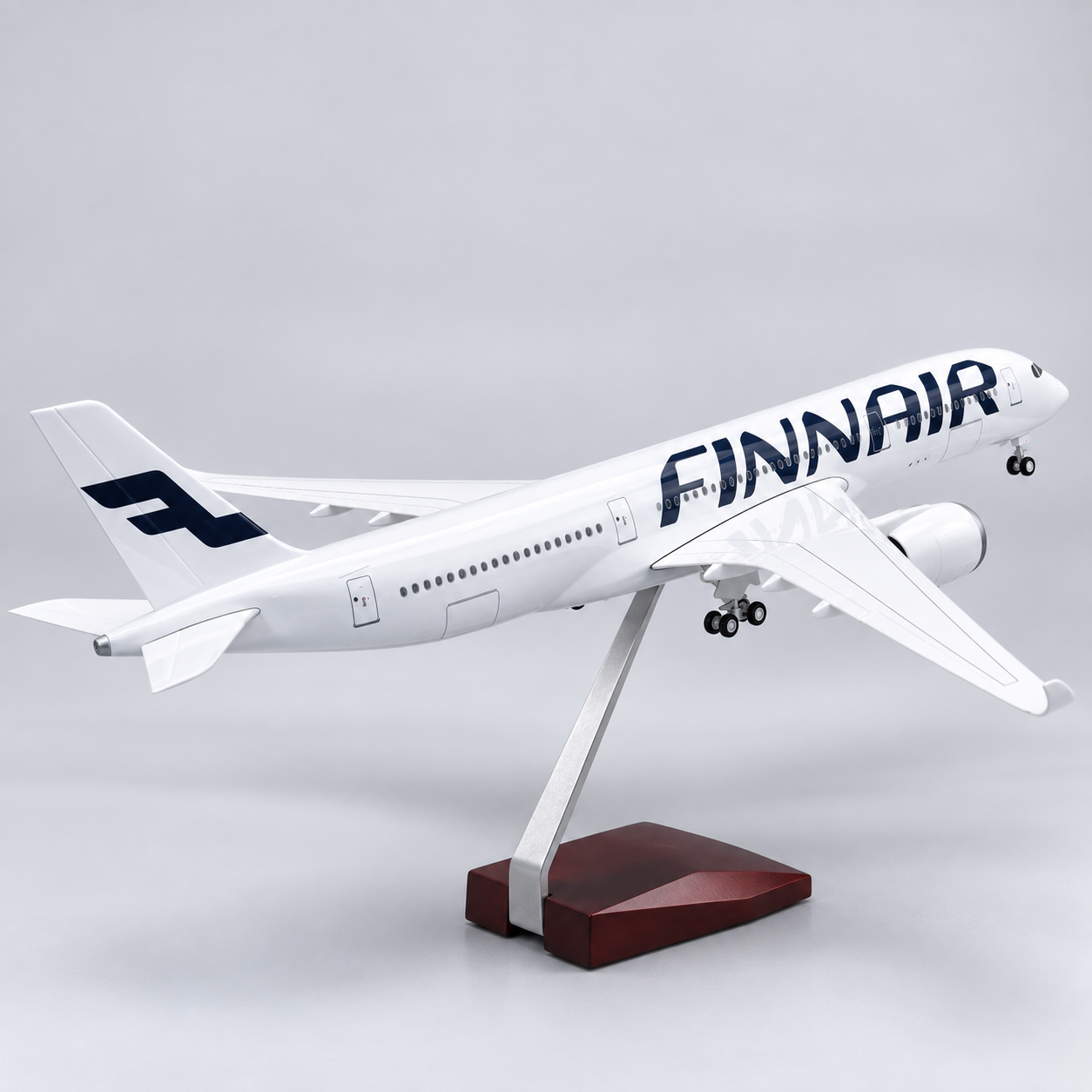 Finnair Airbus A350 1:142 Scale Model
