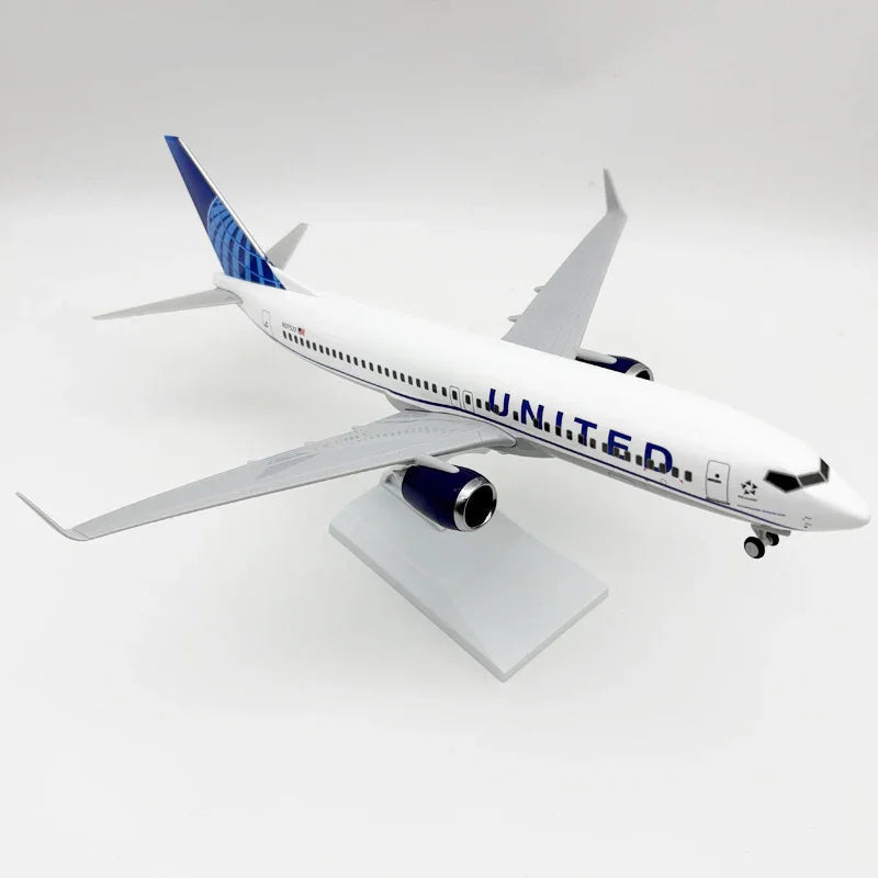 B737 United Airlines – Scale 1:130 – 30 cm (11.8 in) – Resin – Modern Livery