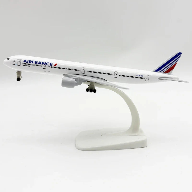 Air France Boeing 777 – Alloy Model – 20 cm – With Landing Gear