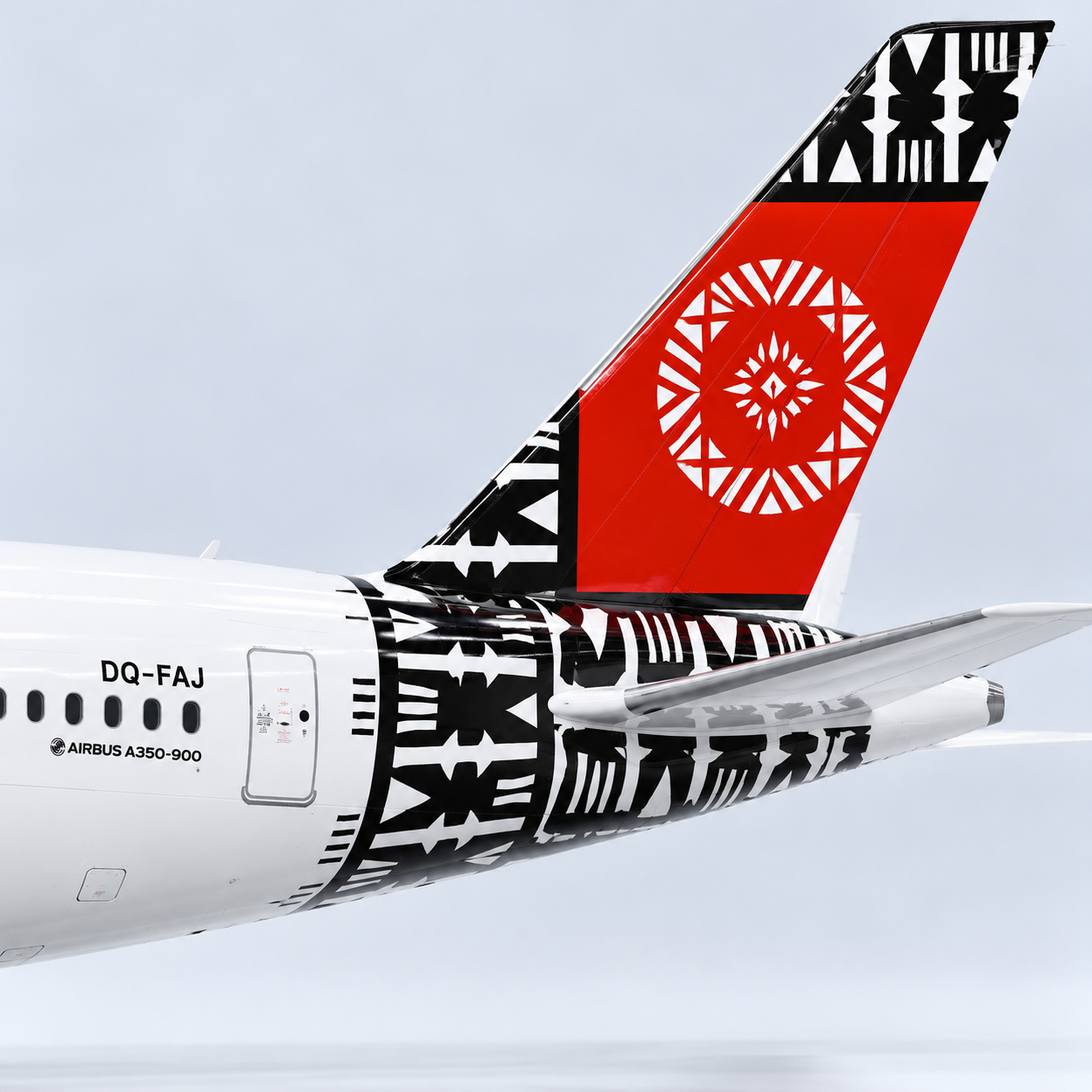 Fiji Airways A350-900 1:142 LED Aircraft Model | 47cm