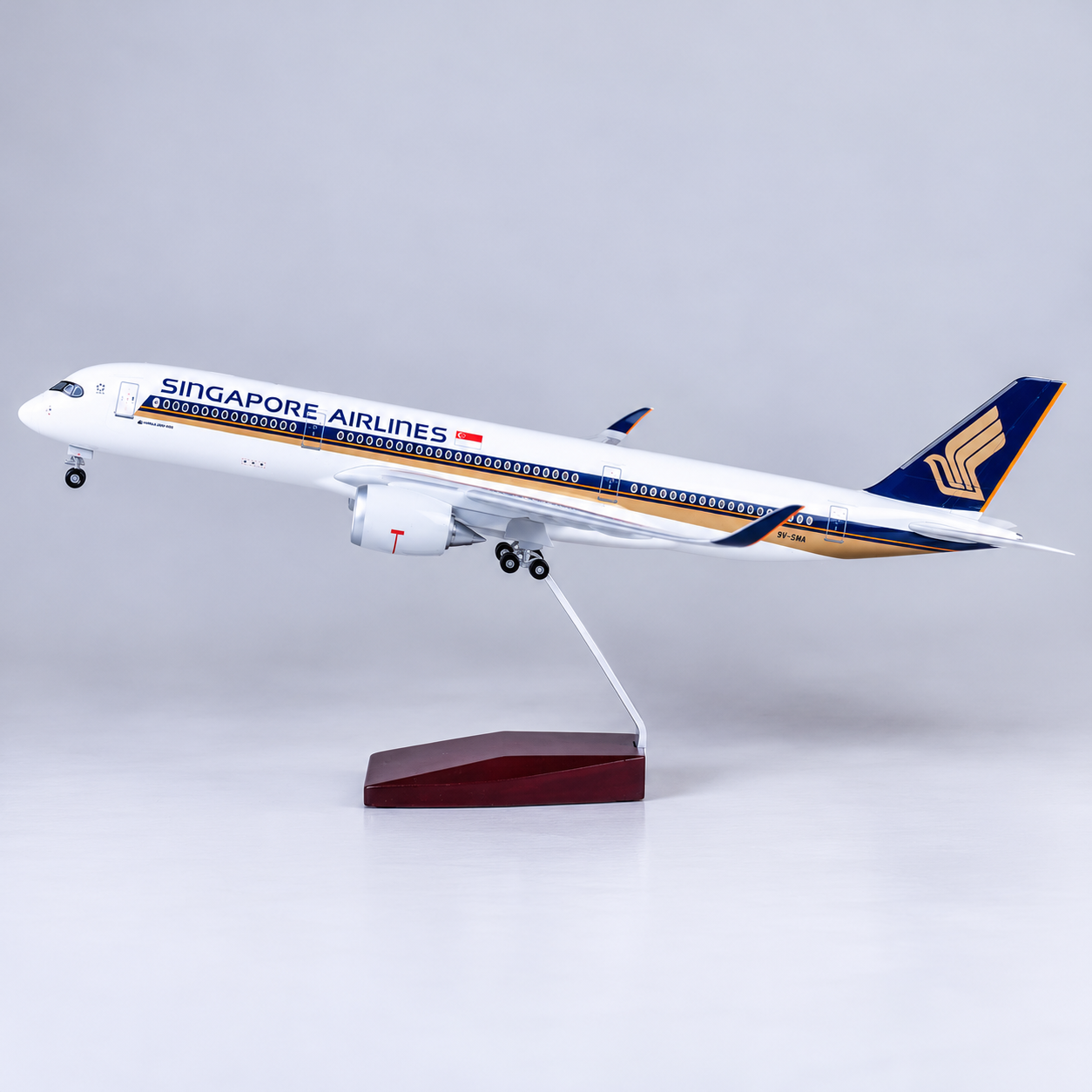 Singapore Airlines A350 1:142 LED Aircraft Model | SkyCraft Models