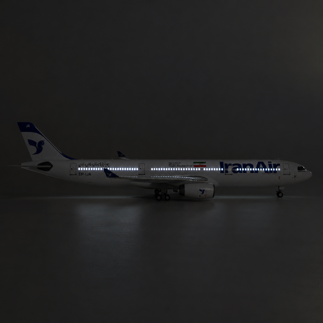 Iran Air Airbus A330 1:135 LED Aircraft Model | SkyCraft Models