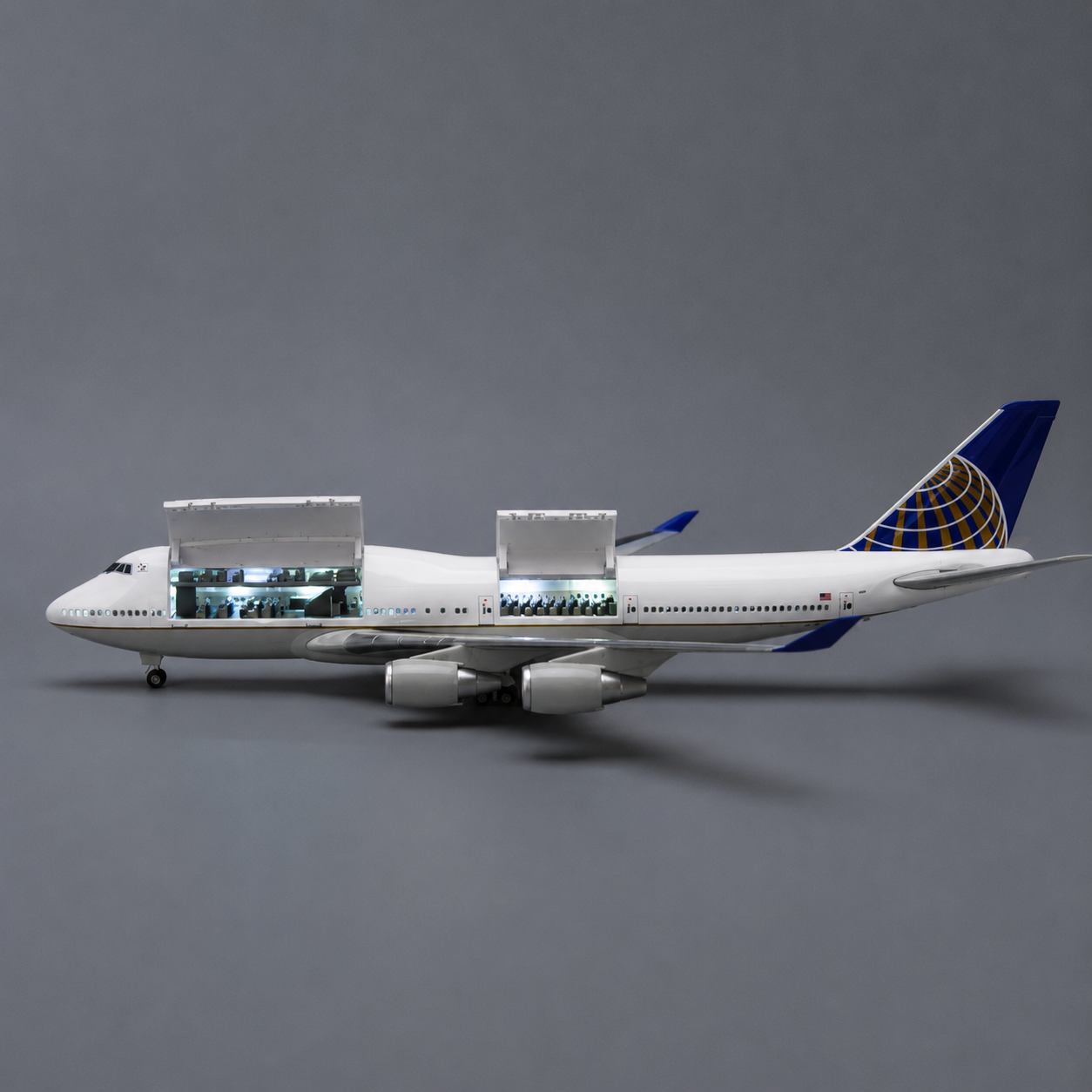 United Airlines Boeing 747 