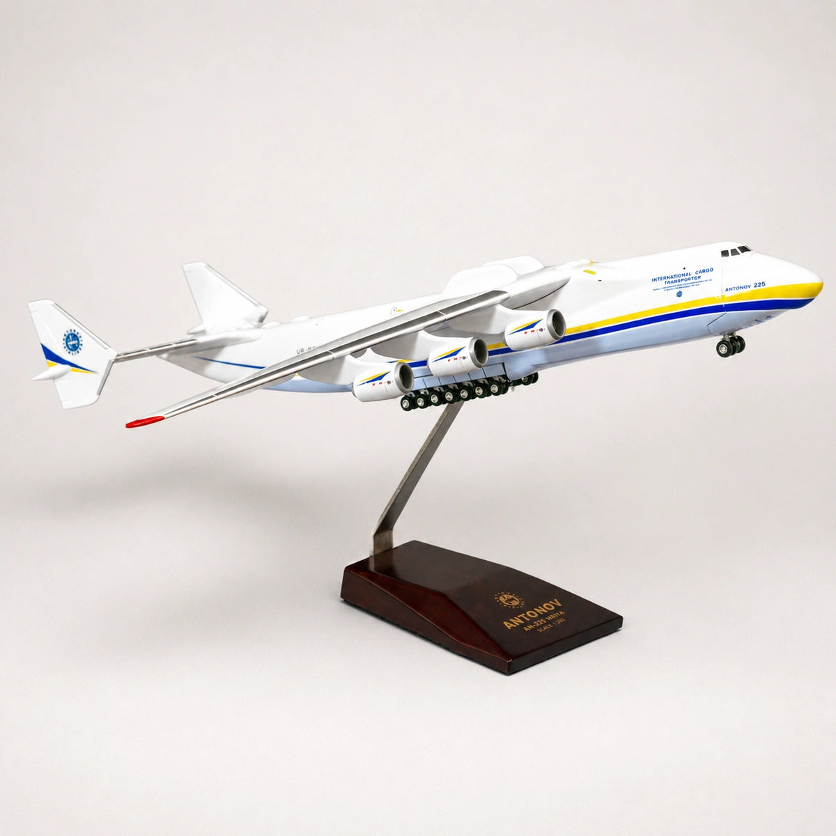 Antonov An-225 Mriya Aircraft Model