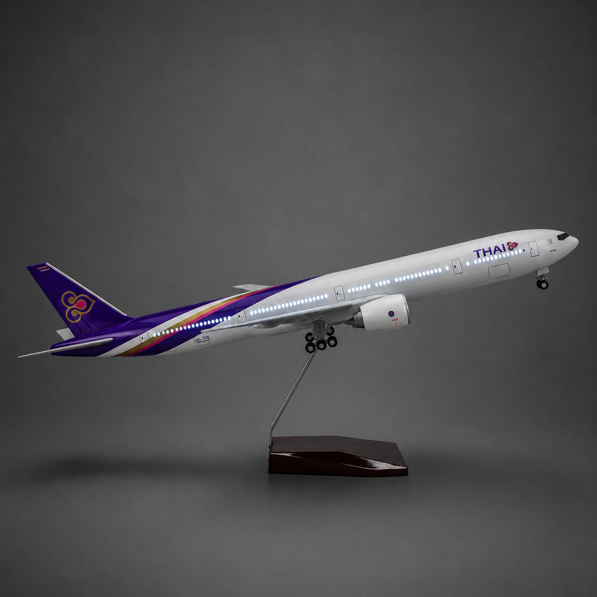 Thai Airways Boeing 777 1:157 Scale Resin Airplane Model – 47 cm / 18.5 in