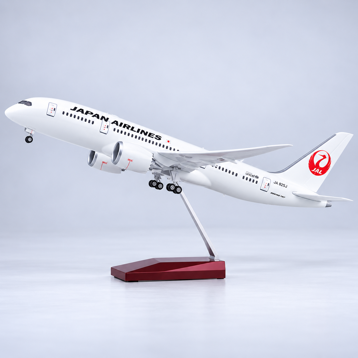 Japan Airlines Boeing 787 1:130 Scale LED Aircraft Model