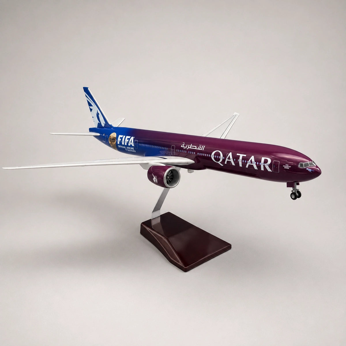 Qatar Airways Boeing 777-300ER 模型 Qatar Airways Boeing 777-300ER FIFA World Cup Edition – 1:157