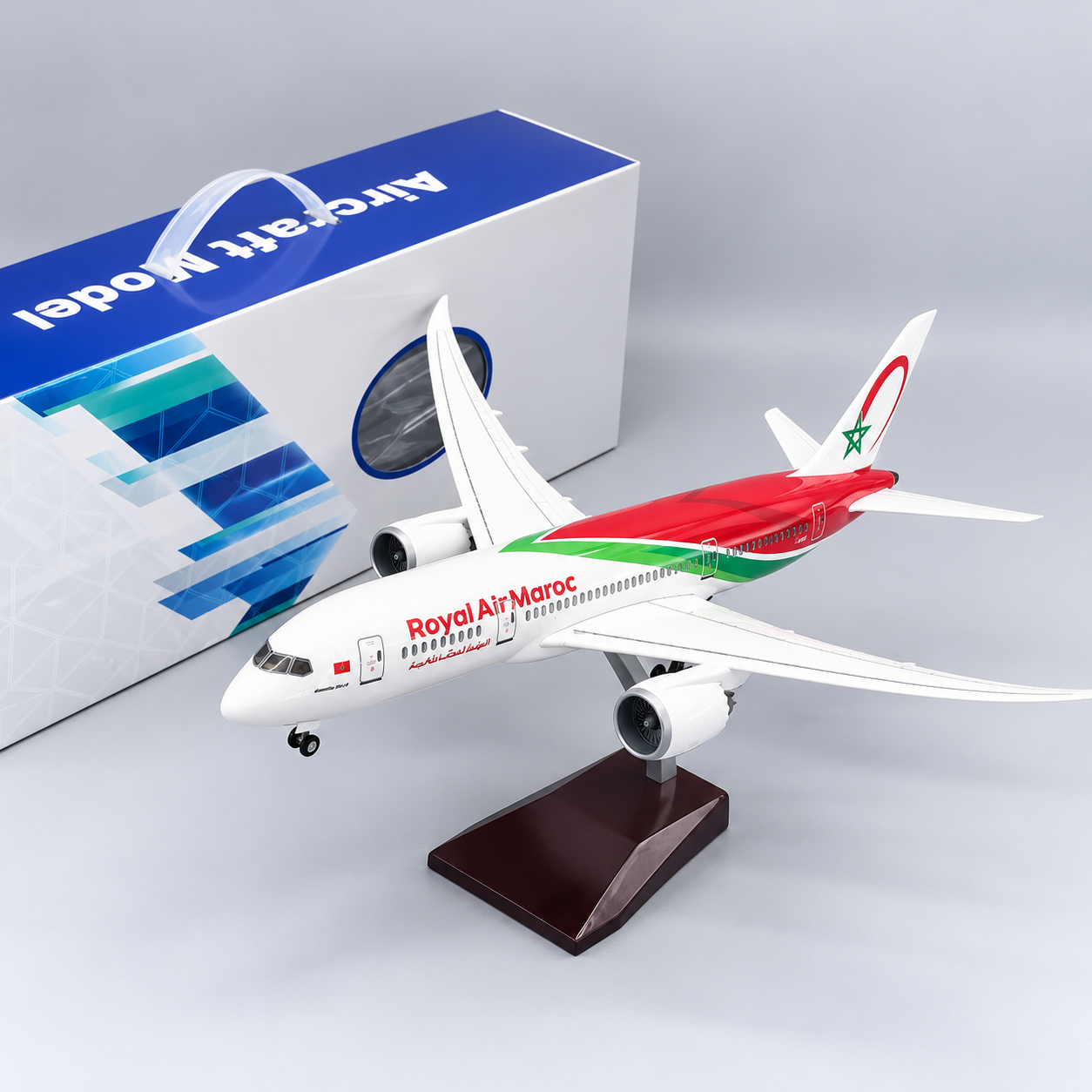 Royal Air Maroc Boeing 787-8 Dreamliner 1:130 Scale LED Aircraft Model