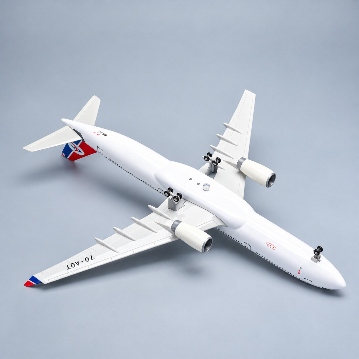 Yemenia Airbus A330-200 1:135 Scale Resin Aircraft Model