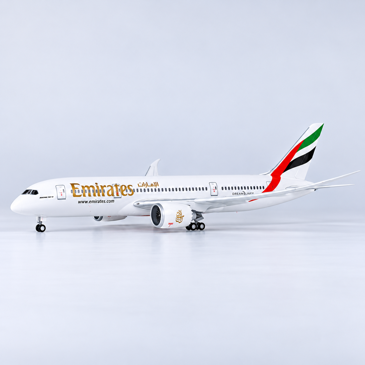 Emirates Boeing 787 Dreamliner model