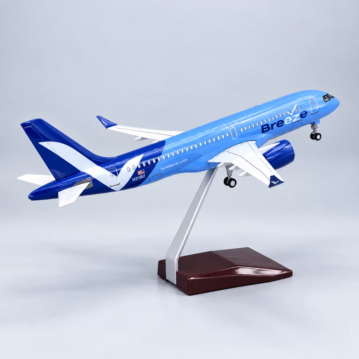 Breeze Airways Airbus A220-300 Air Plane model