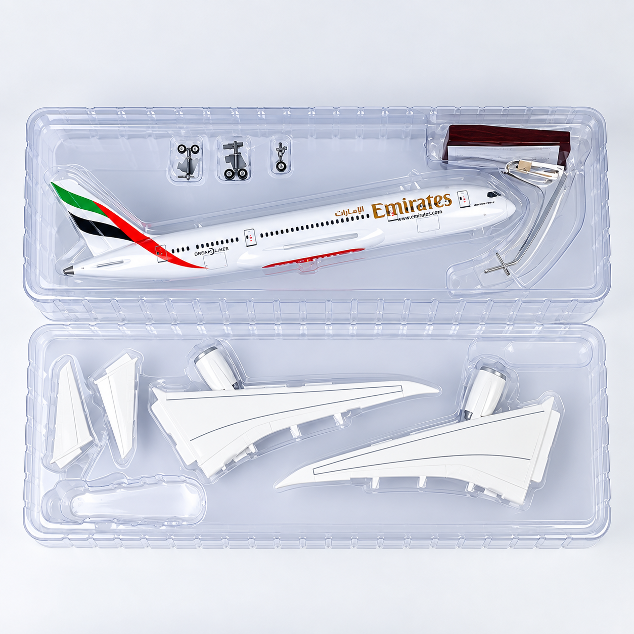 Emirates Boeing 787 Dreamliner model